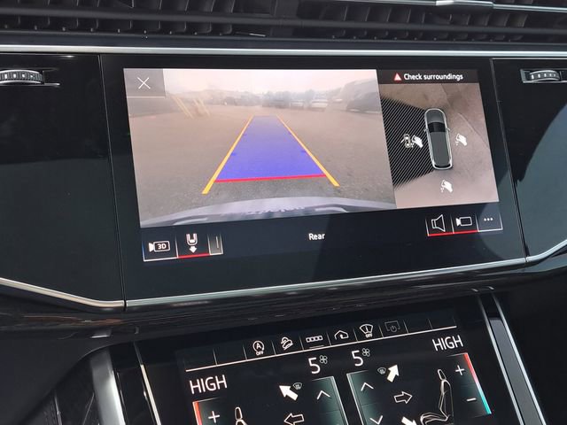 Used 2021 Audi Q7 3.0T Prestige image 16