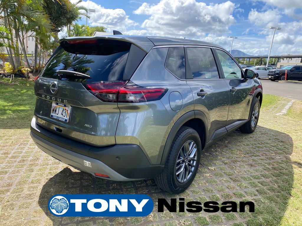Used 2023 Nissan Rogue S image 25