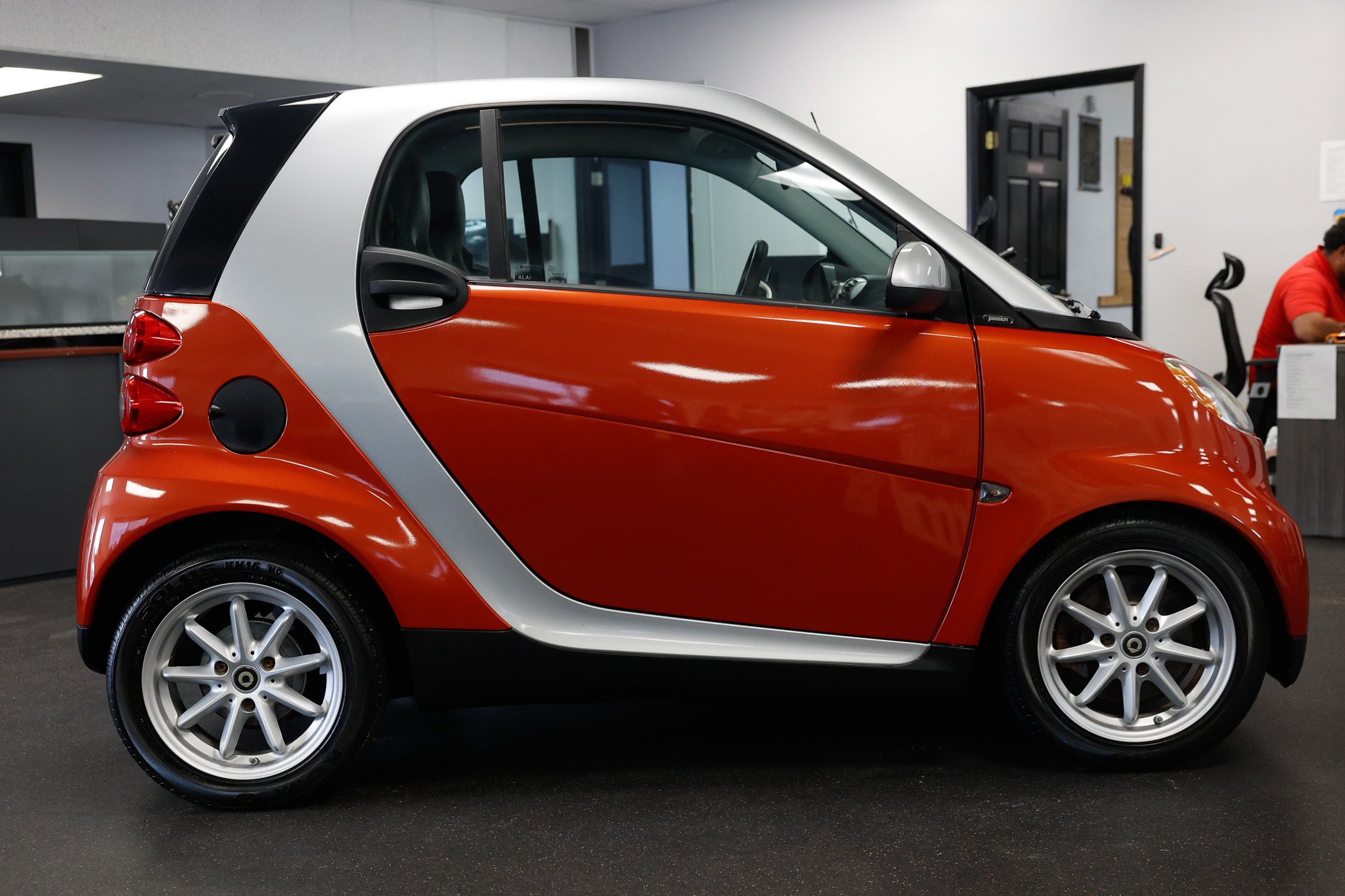 Used 2008 smart fortwo pure RWD image 17