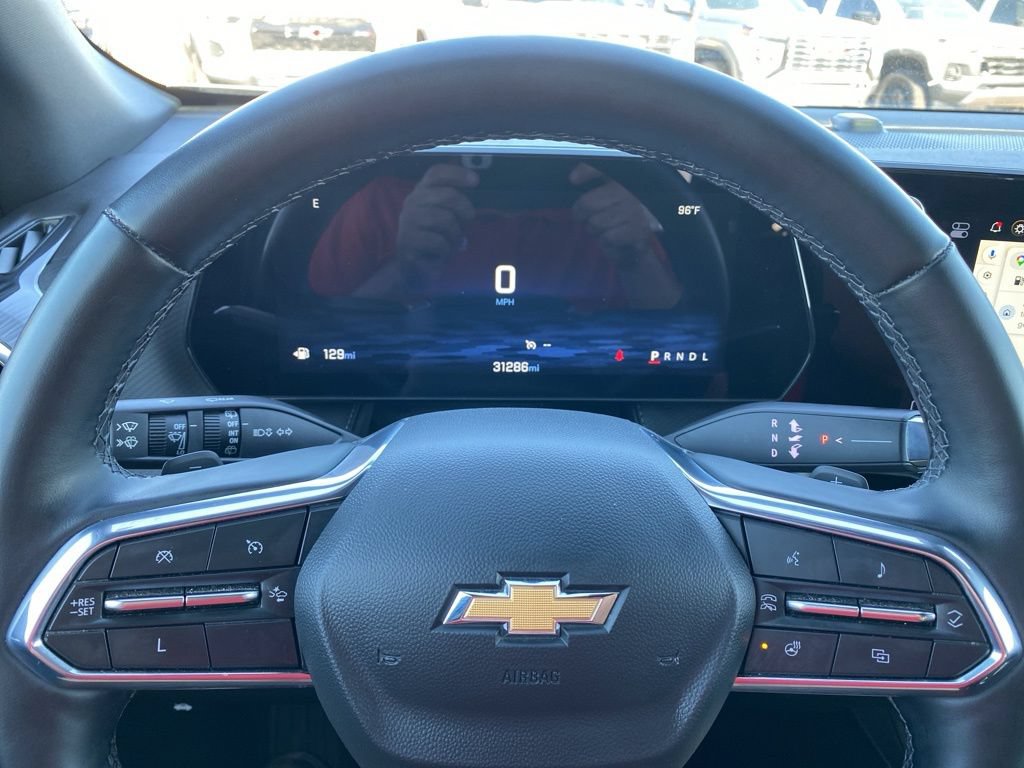 Used 2025 Chevrolet Equinox LT FWD image 27