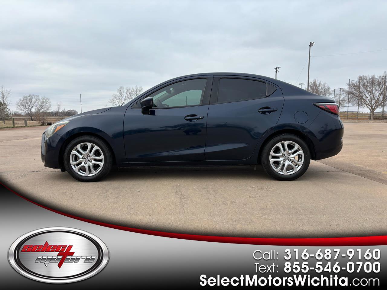 Used 2016 Scion iA FWD image 1