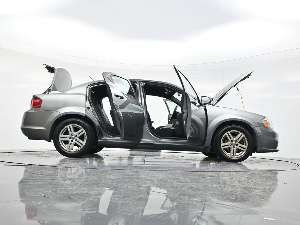 Used 2012 Dodge Avenger SXT image 53