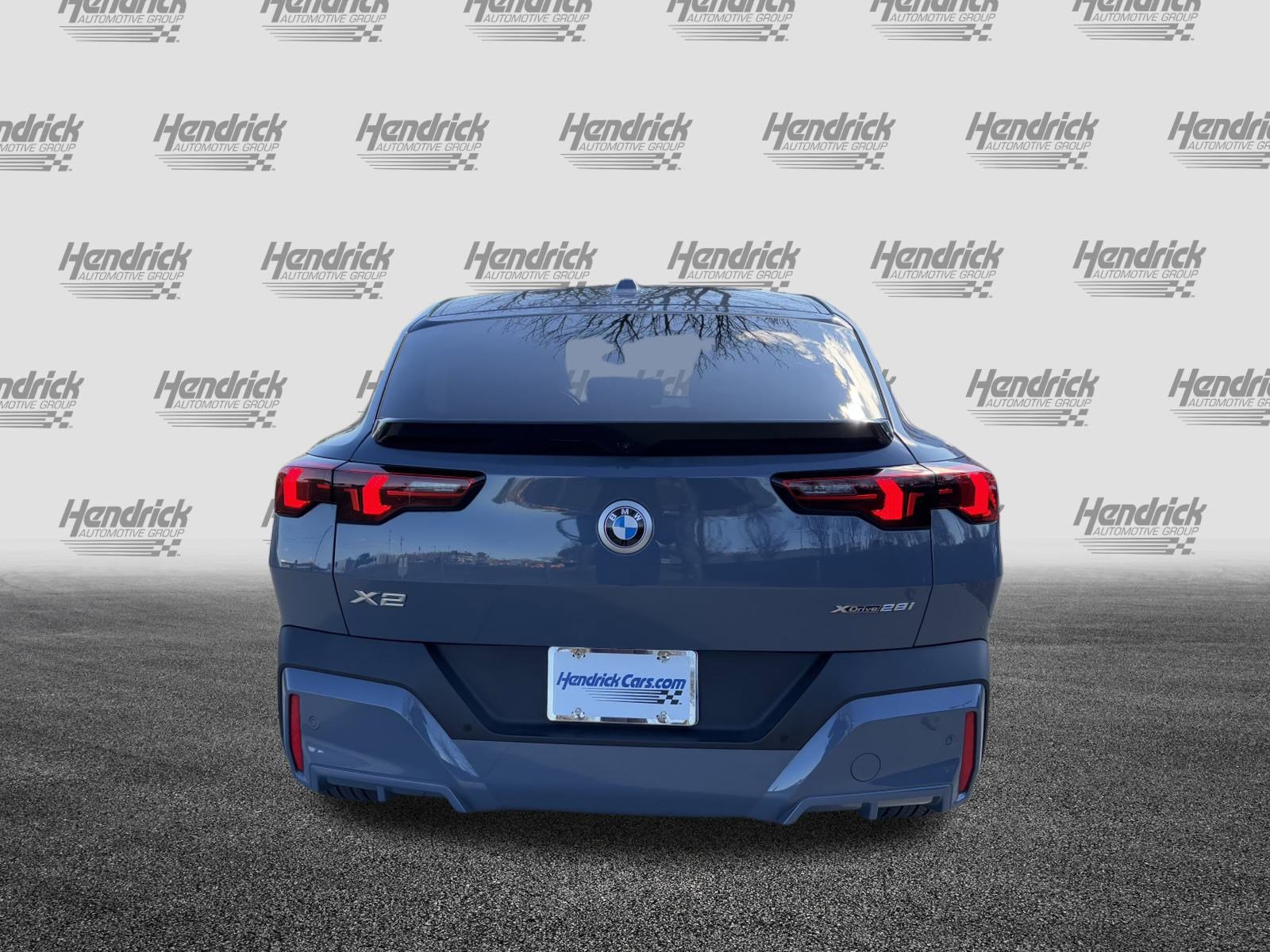 Certified 2025 BMW X2 xDrive28i image 9