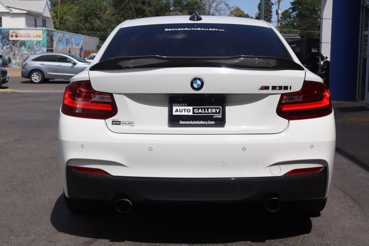 Used 2016 BMW M235i Coupe RWD image 4