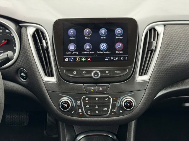 Used 2025 Chevrolet Malibu LT image 24