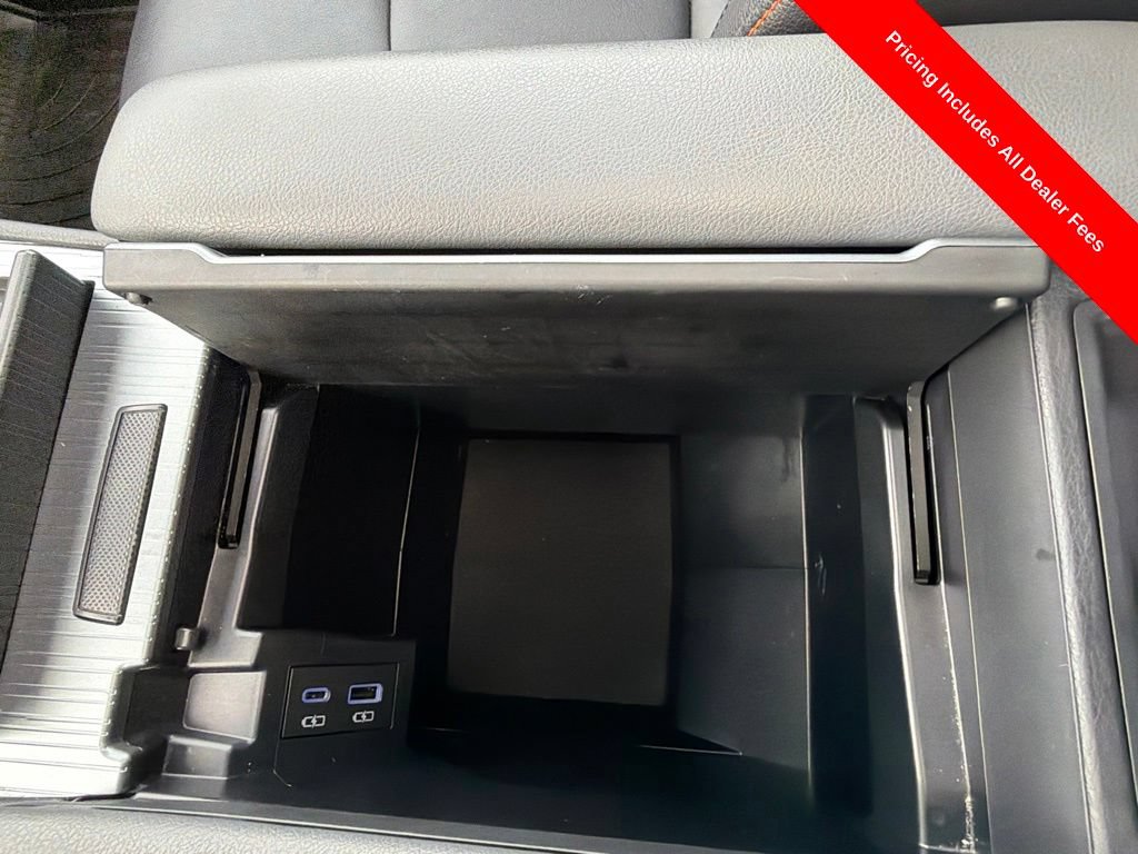 Used 2022 Toyota Sienna XSE w/ XSE Plus Package FWD image 35