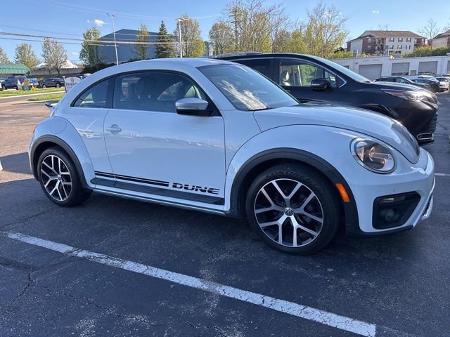 Used 2016 Volkswagen Beetle 1.8T Dune FWD image 2