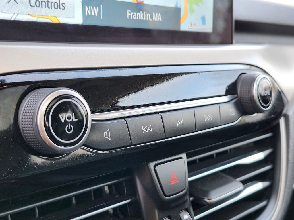 Certified 2022 Ford Escape SEL w/ Technology Package image 26