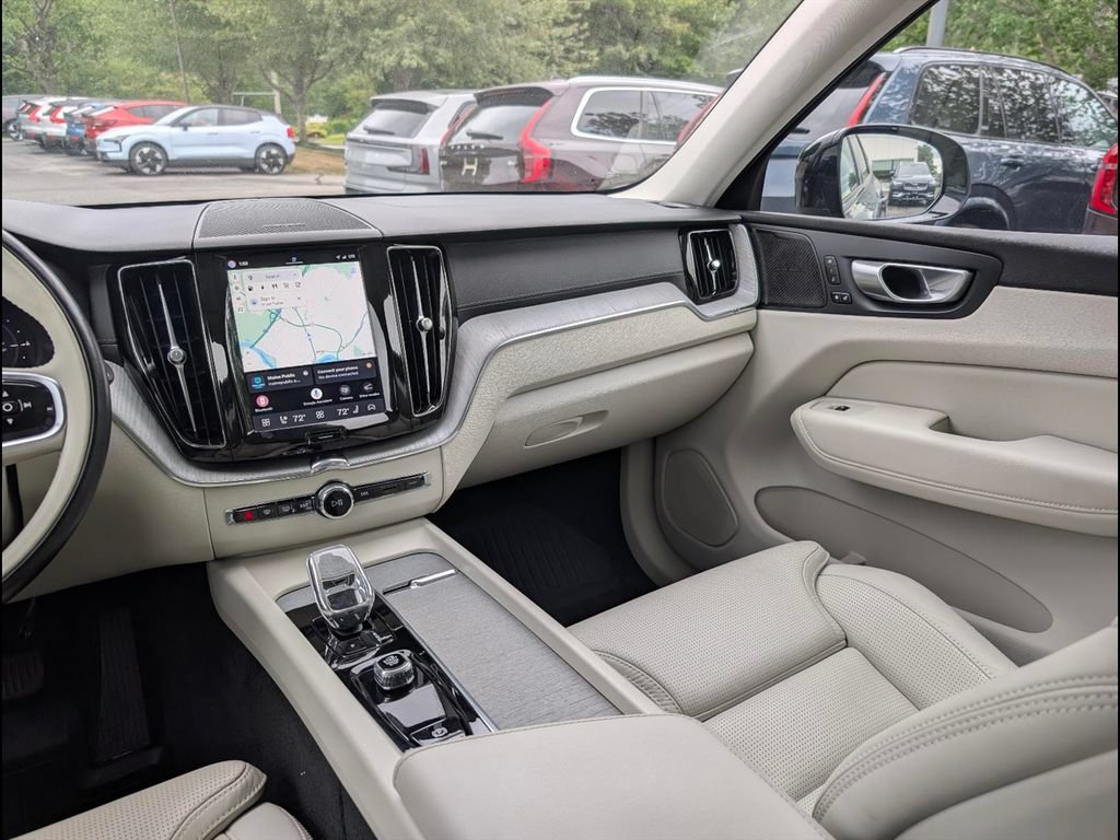 Certified 2024 Volvo XC60 T8 Ultimate w/ Protection Package Premier AWD/4WD image 12