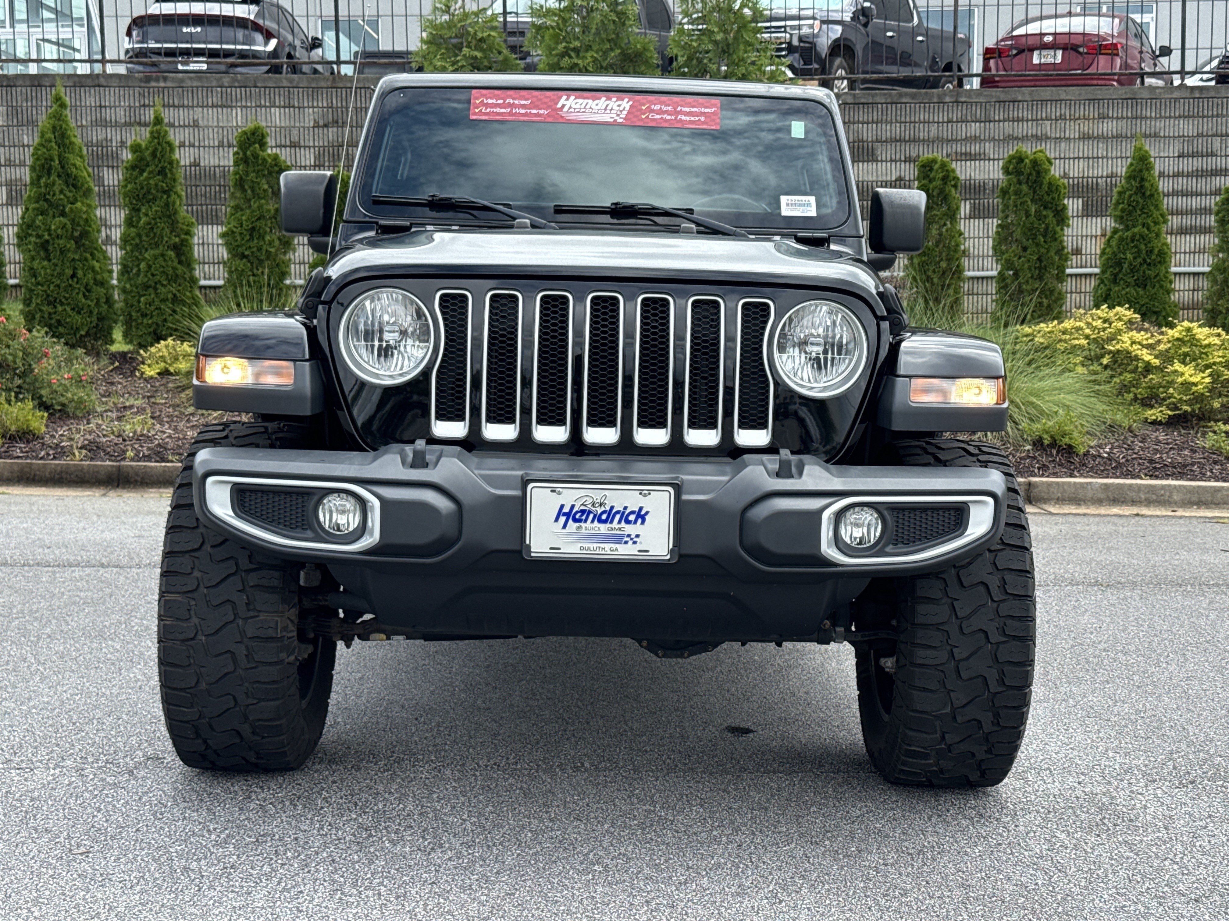 Used 2020 Jeep Wrangler Unlimited Sahara AWD/4WD image 3