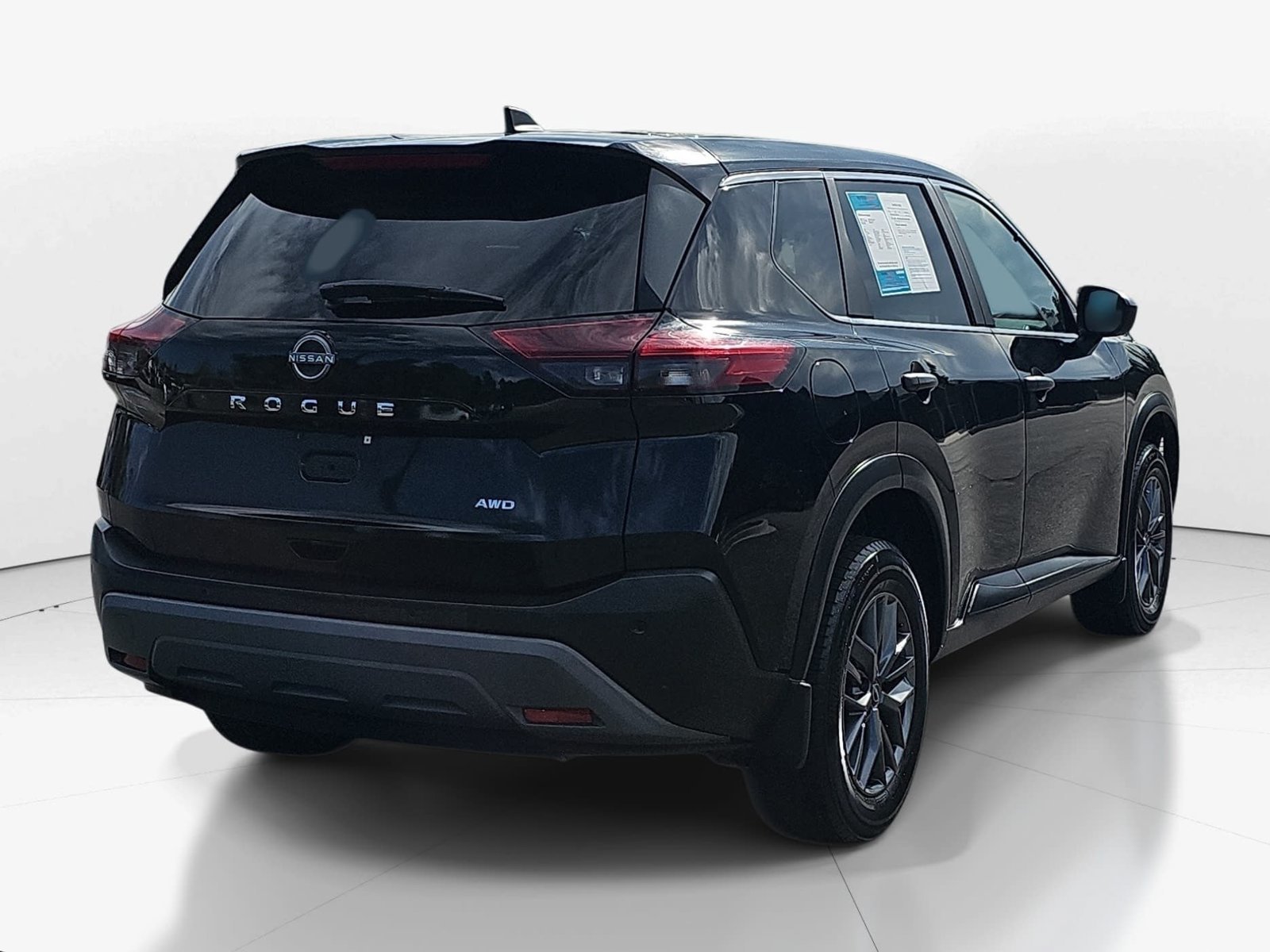 Used 2023 Nissan Rogue S AWD/4WD image 6