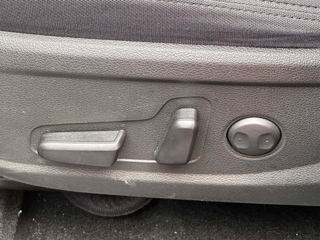 Used 2022 Hyundai Santa Fe SEL image 12