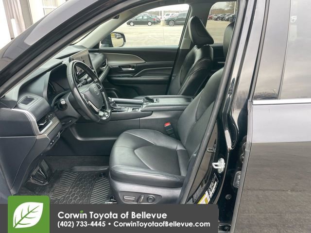 Used 2024 Toyota Grand Highlander XLE image 15