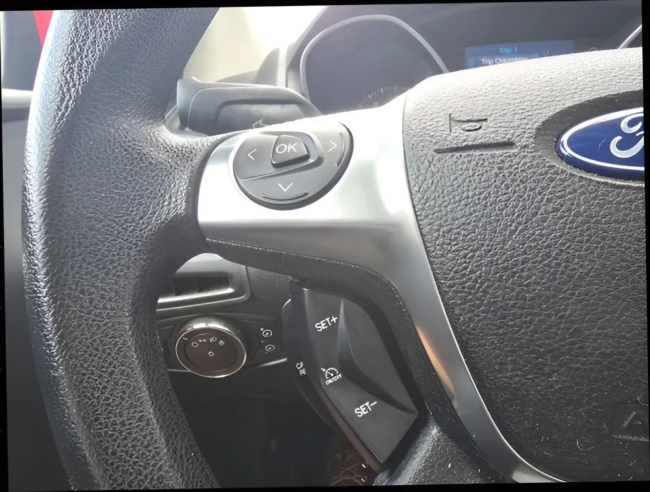 Used 2012 Ford Focus SE FWD image 19