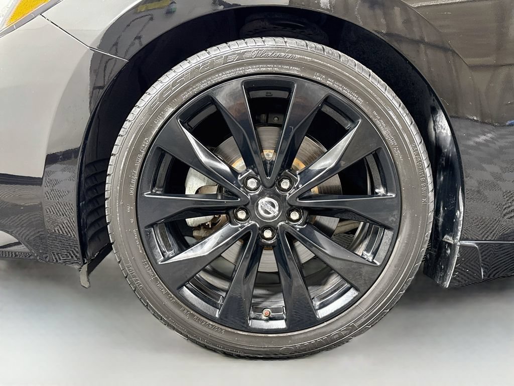 Used 2019 Nissan Maxima SR w/ Premium Package FWD image 40