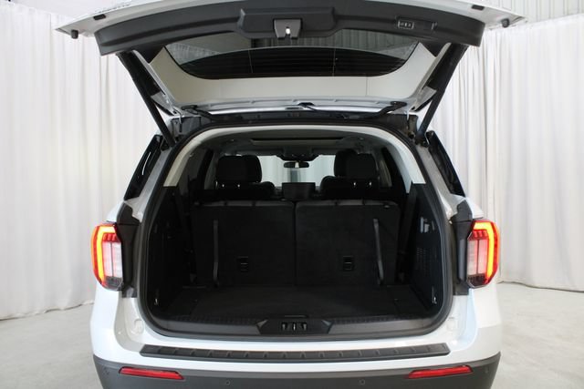 Used 2025 Ford Explorer Active w/ Active Comfort Package AWD/4WD image 33