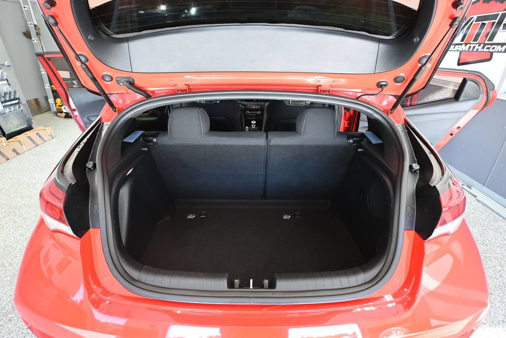 Used 2020 Hyundai Veloster N FWD image 30