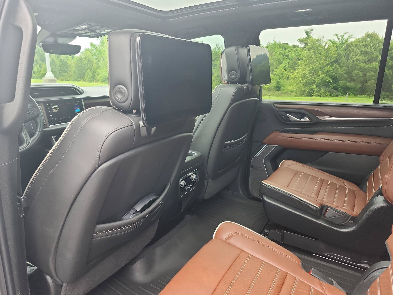 Certified 2023 GMC Yukon XL Denali Ultimate AWD/4WD image 14