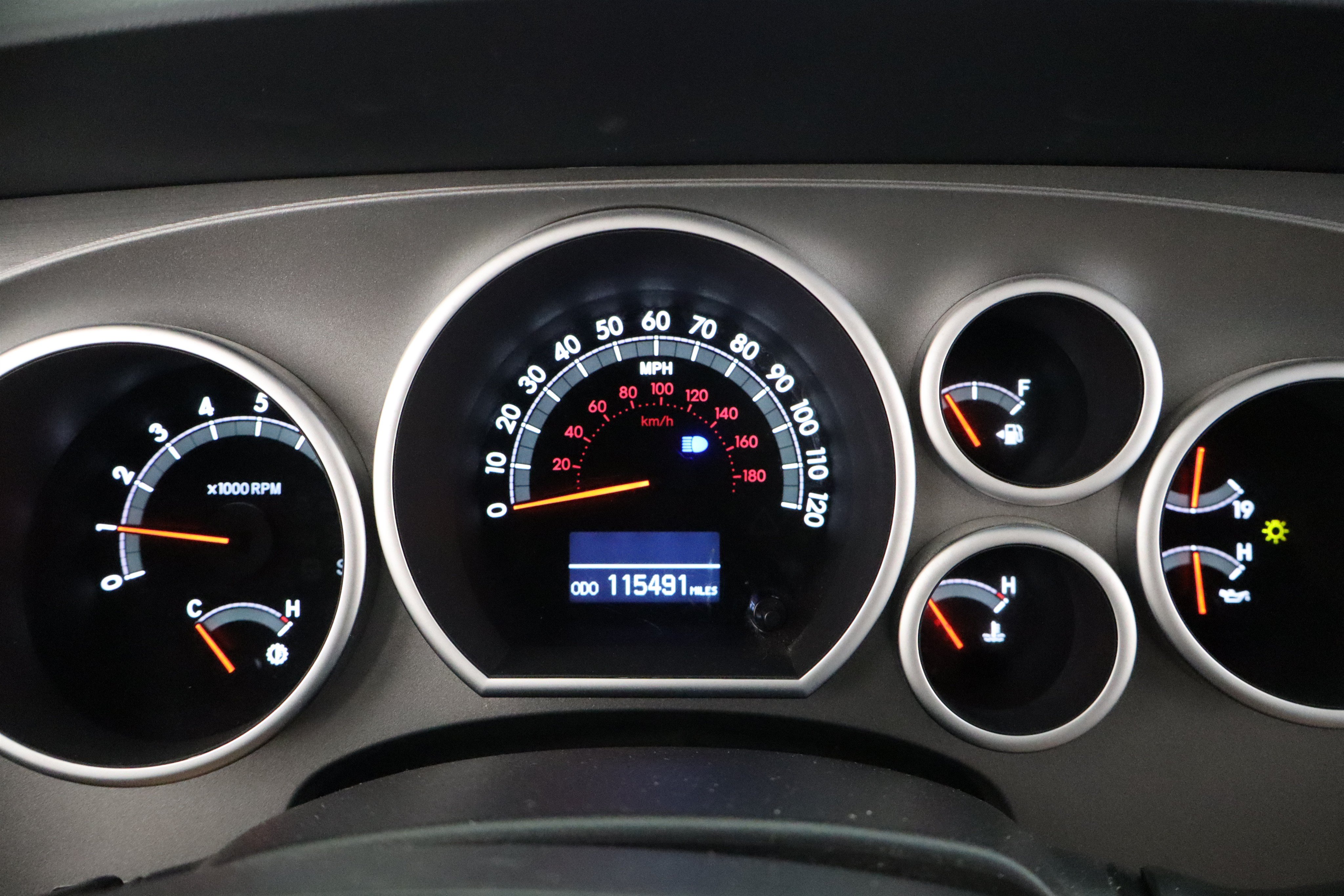 Used 2015 Toyota Sequoia Limited AWD/4WD image 18
