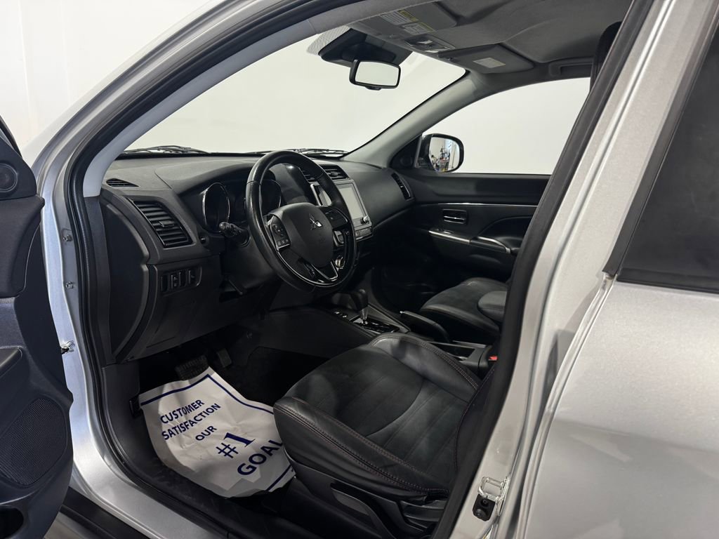 Used 2022 Mitsubishi Outlander Sport SE image 15