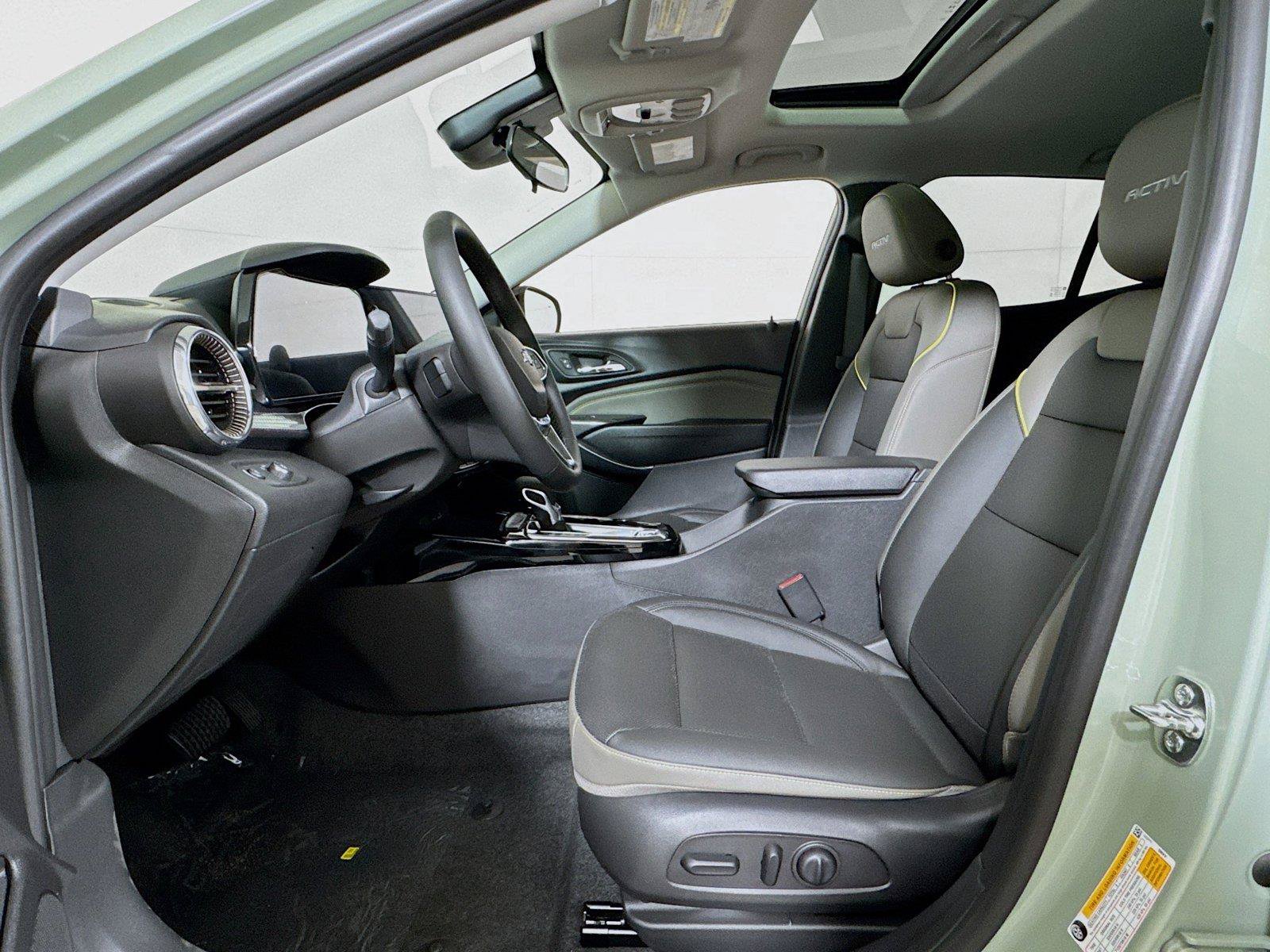 New 2026 Chevrolet Trax ACTIV w/ Sunroof Package FWD image 11