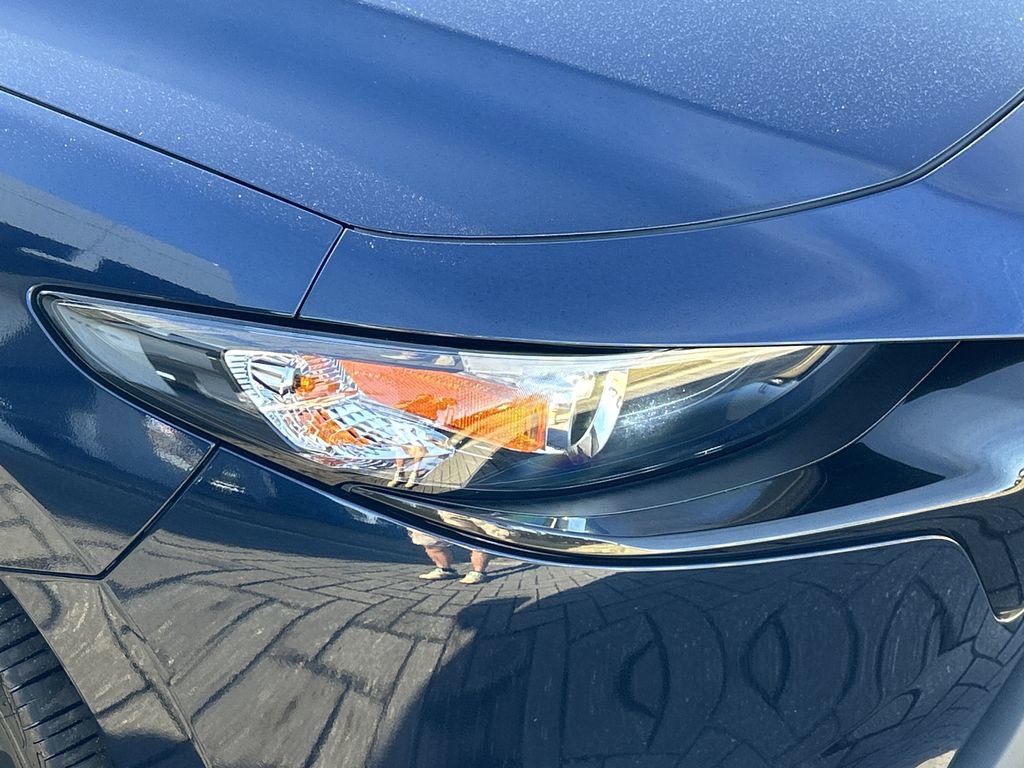 Used 2021 MAZDA MAZDA3 s image 7