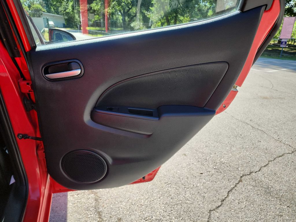 Used 2011 MAZDA MAZDA2 Sport FWD image 22