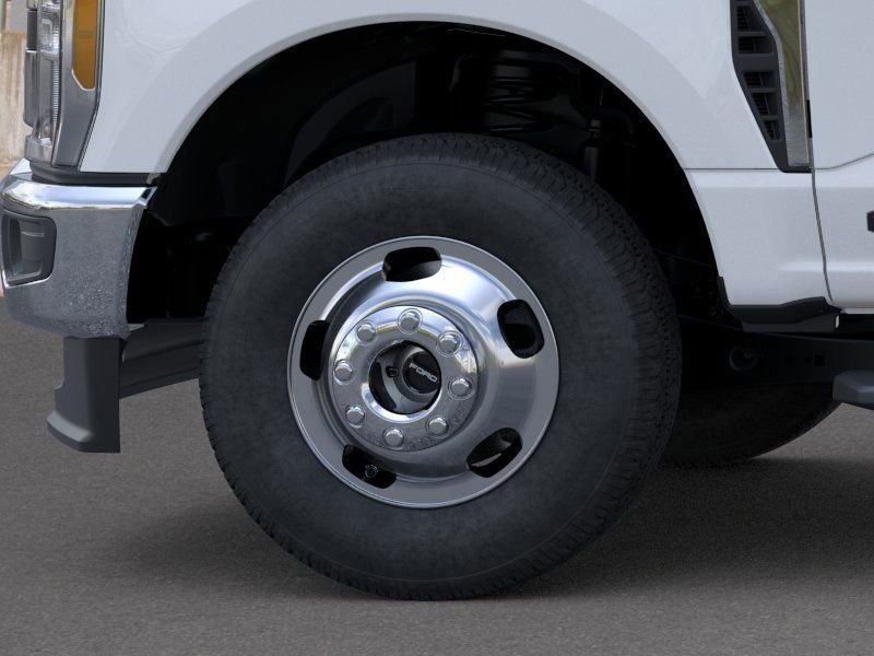 New 2026 Ford F350 XL w/ XL Chrome Package image 21