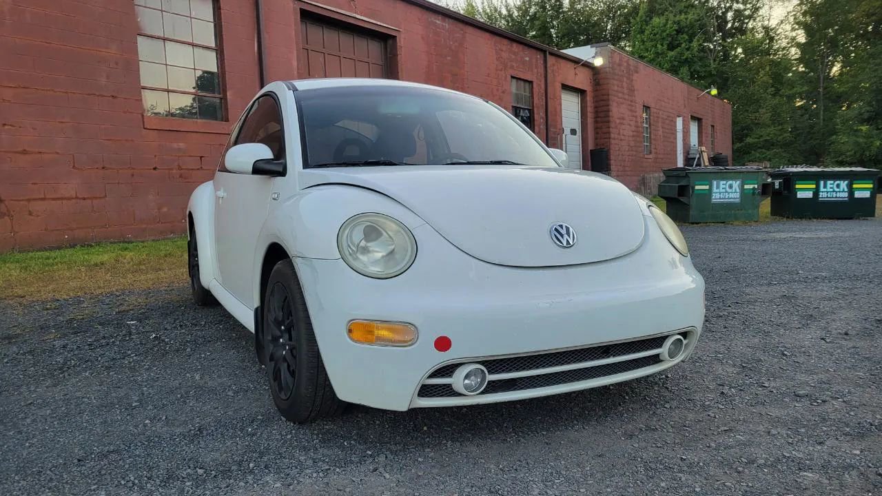Used 2001 Volkswagen Beetle GLS image 1