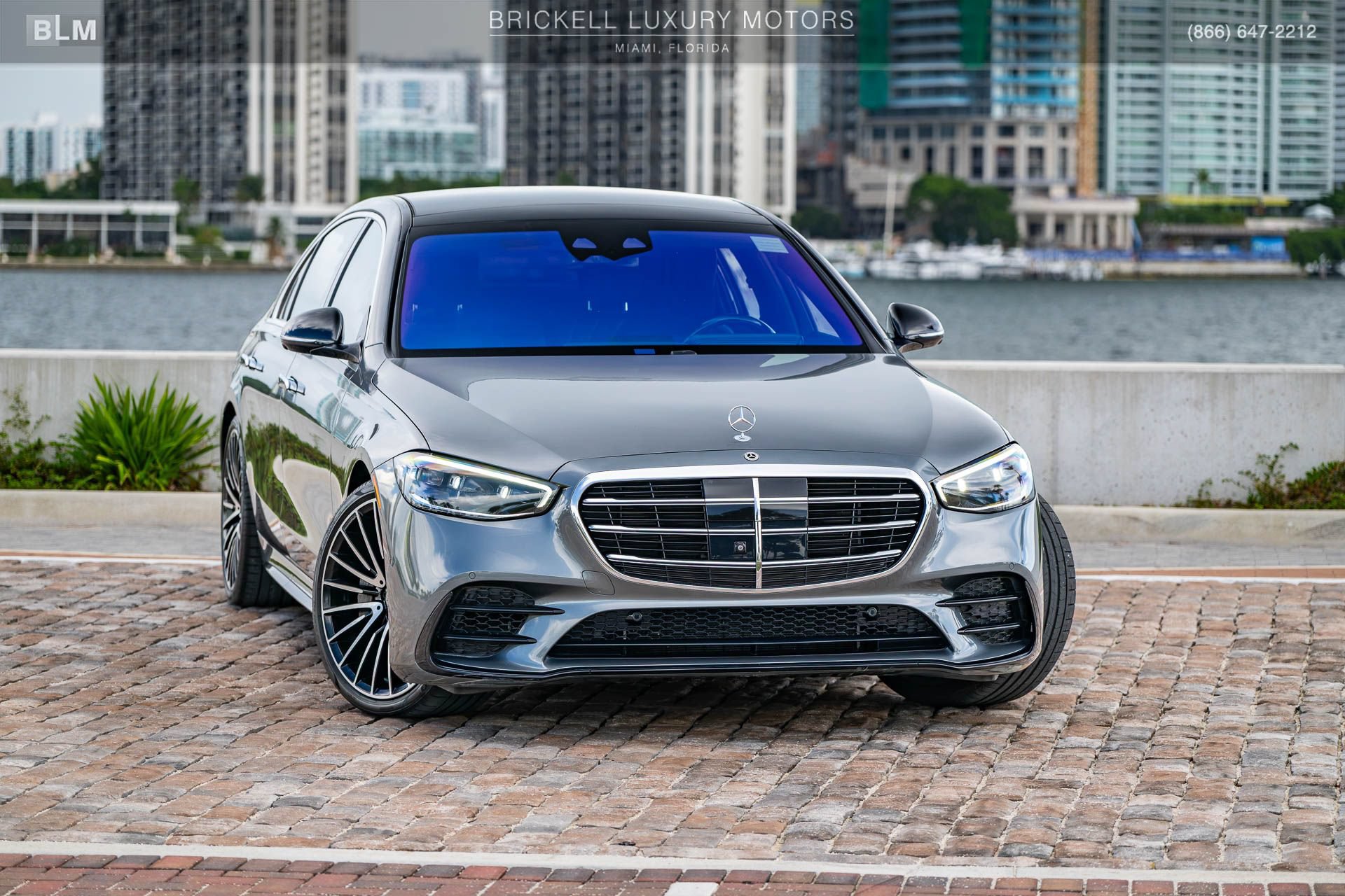 Used 2022 Mercedes-Benz S 580 4MATIC Sedan image 2