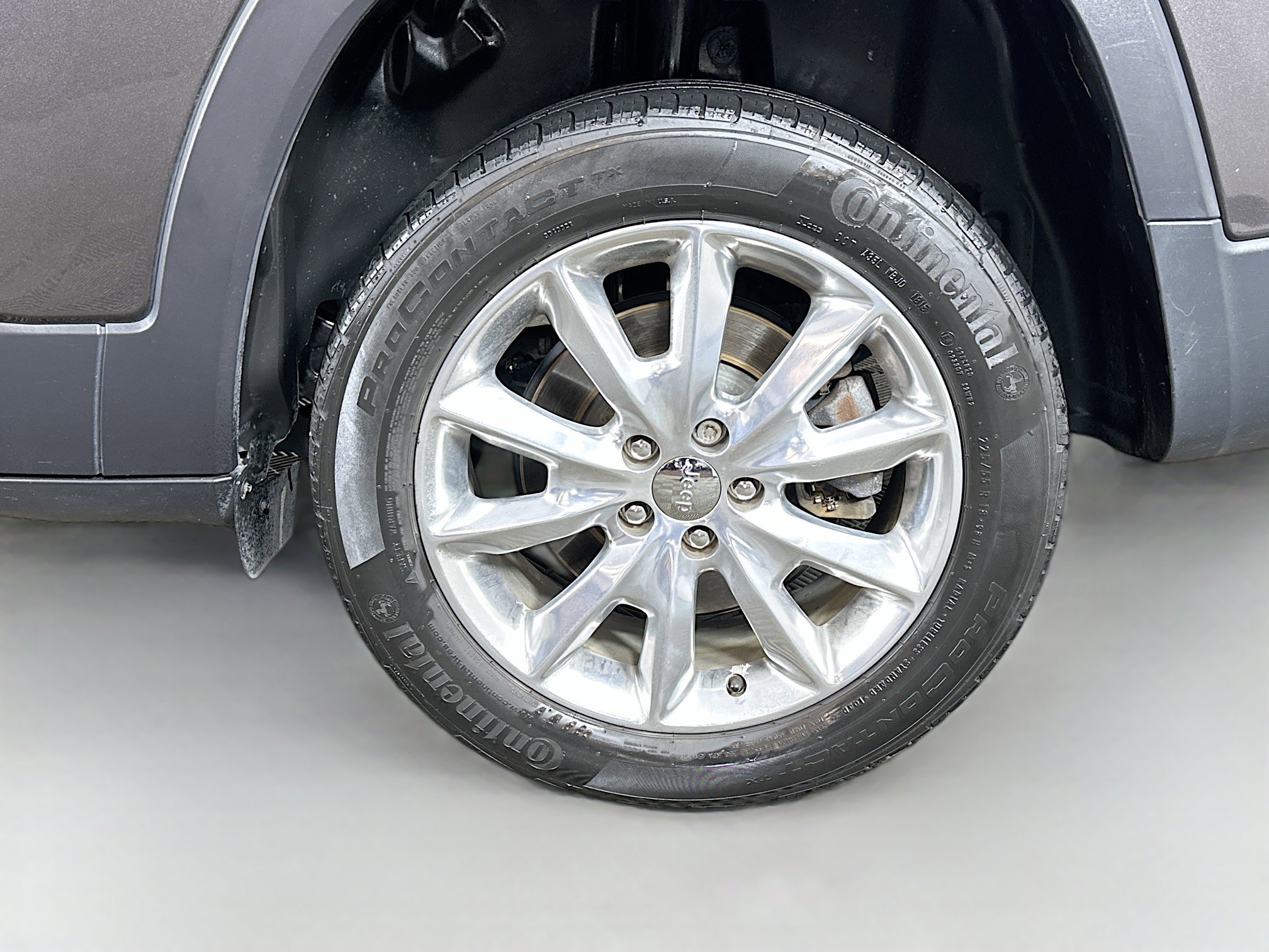 Used 2015 Jeep Cherokee Limited w/ Luxury Group FWD image 29