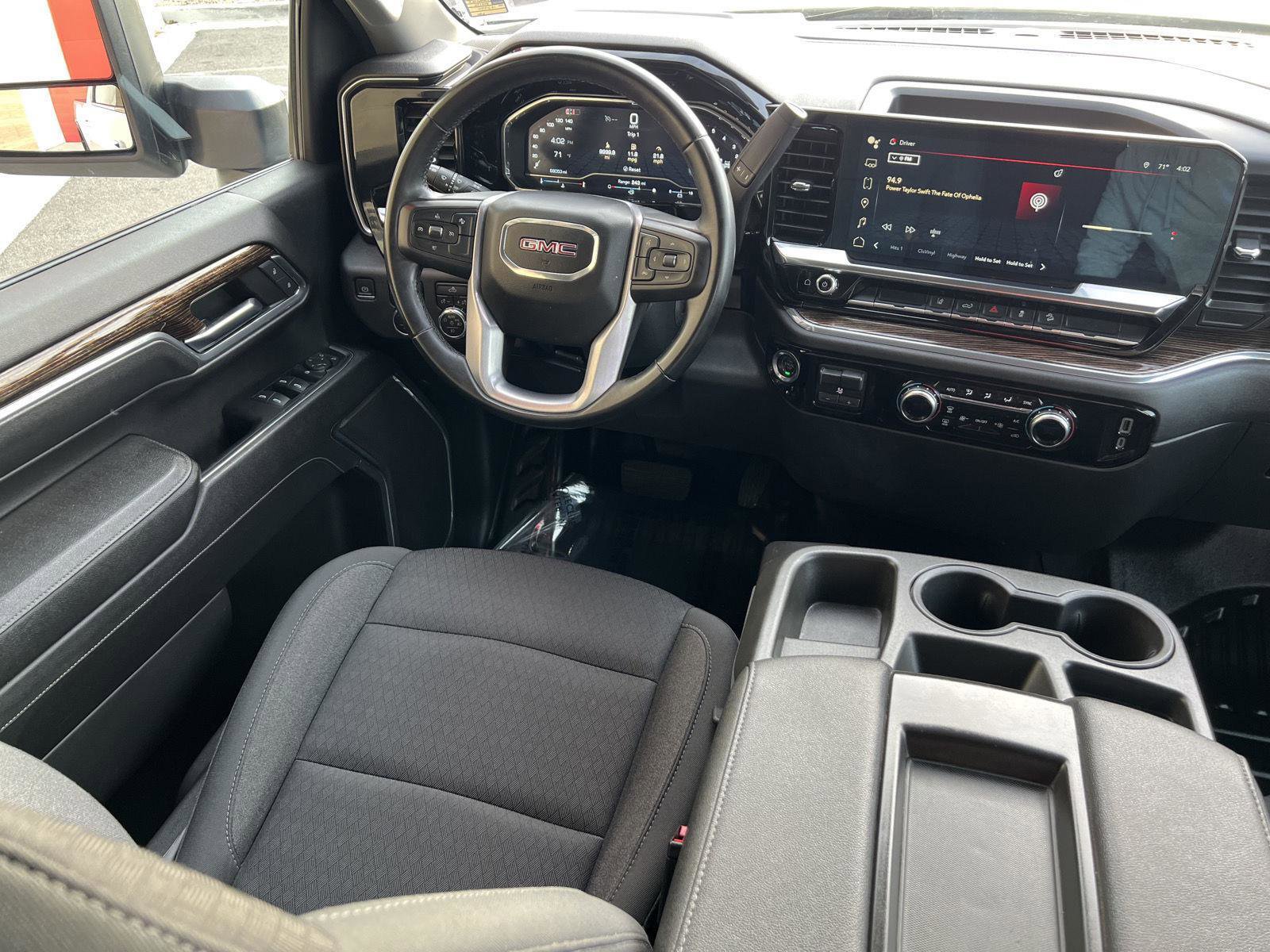 Used 2024 GMC Sierra 2500 SLE image 26