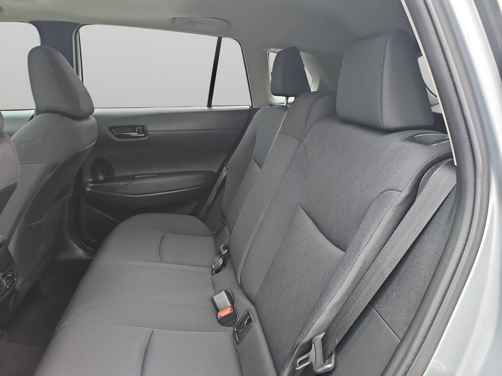 Used 2023 Toyota Corolla Cross LE w/ Moonroof Package FWD image 42