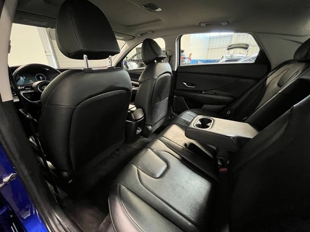 Used 2024 Hyundai Elantra Limited FWD image 15