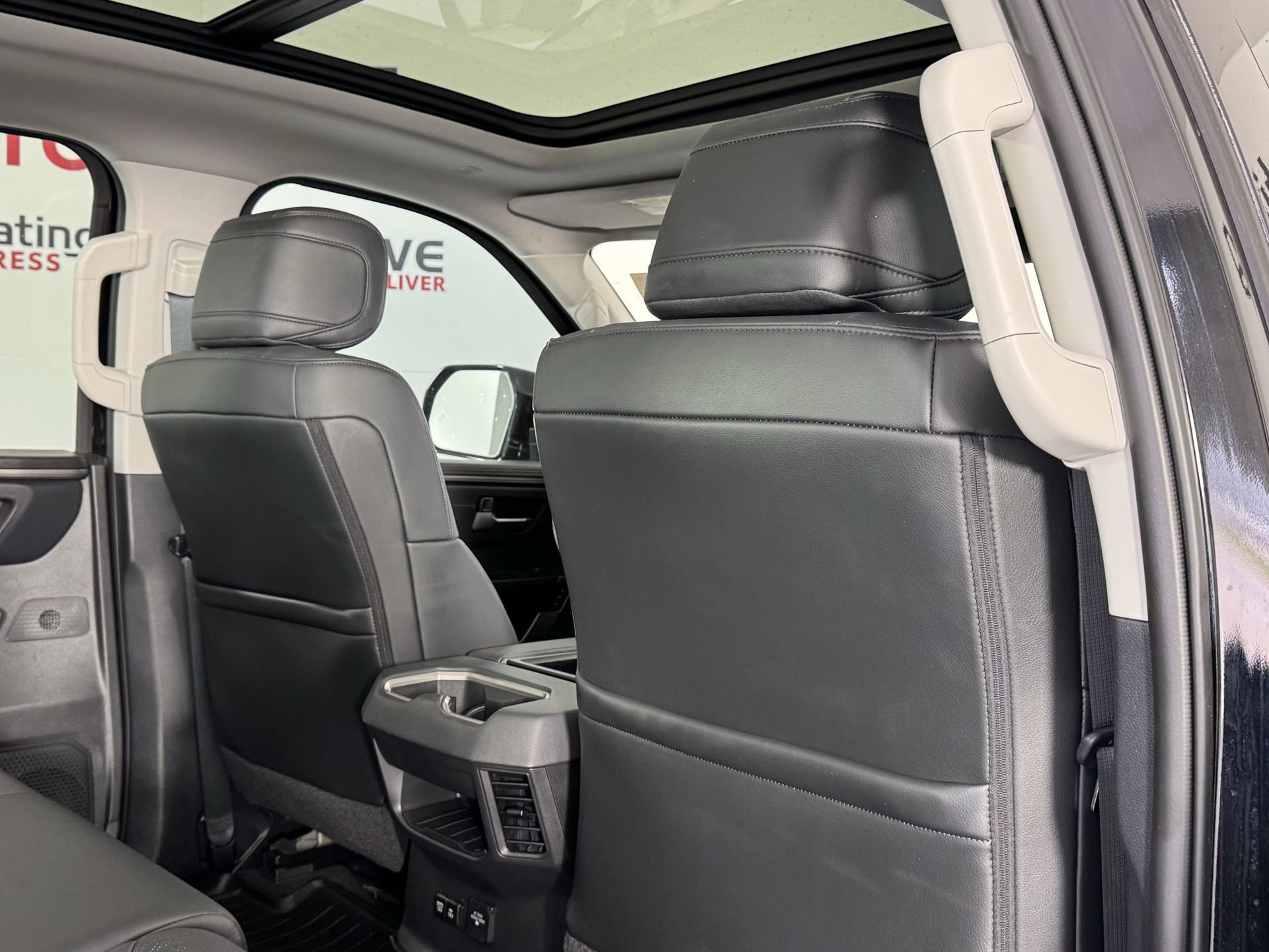 Used 2024 Toyota Tundra Limited w/ Power Package AWD/4WD image 19