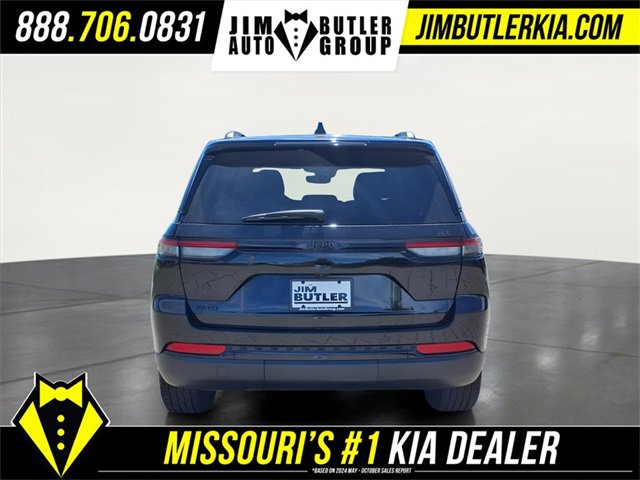 Used 2024 Jeep Grand Cherokee Altitude image 26