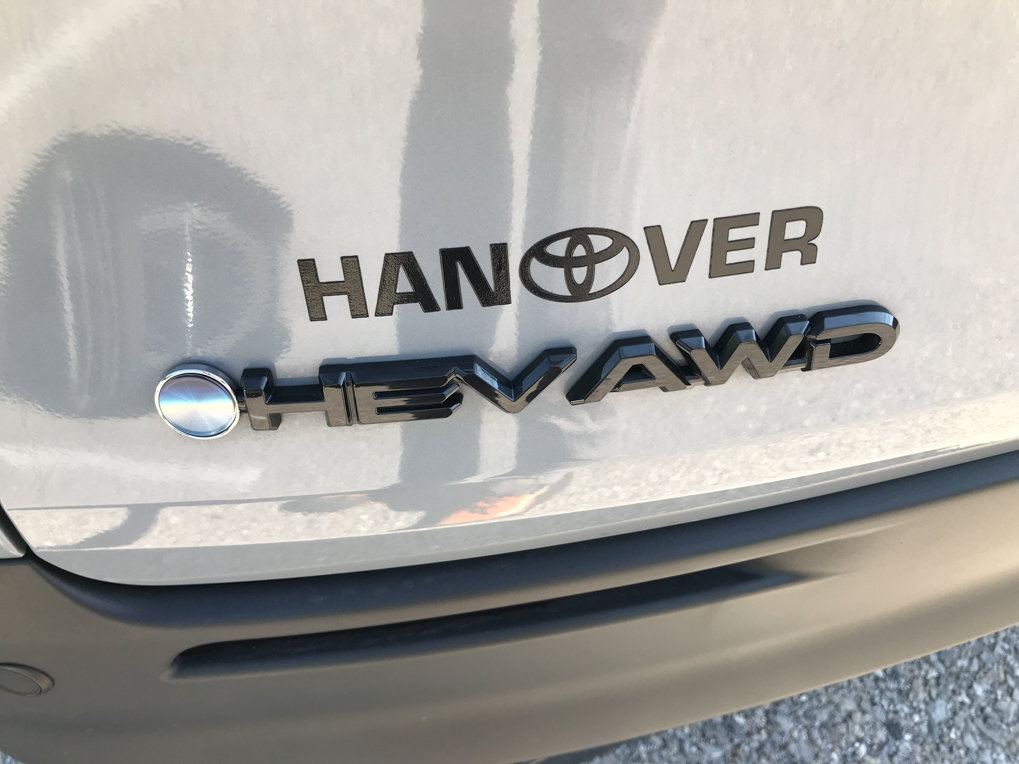 Certified 2025 Toyota Sienna XLE Woodland Edition AWD/4WD image 11