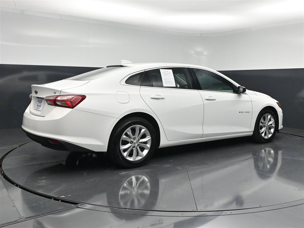 Used 2022 Chevrolet Malibu LT FWD image 5