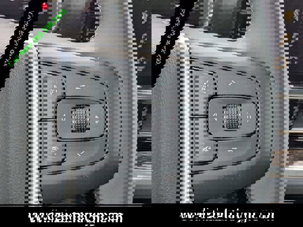 New 2026 GMC Sierra 2500 SLE w/ Preferred Package image 24