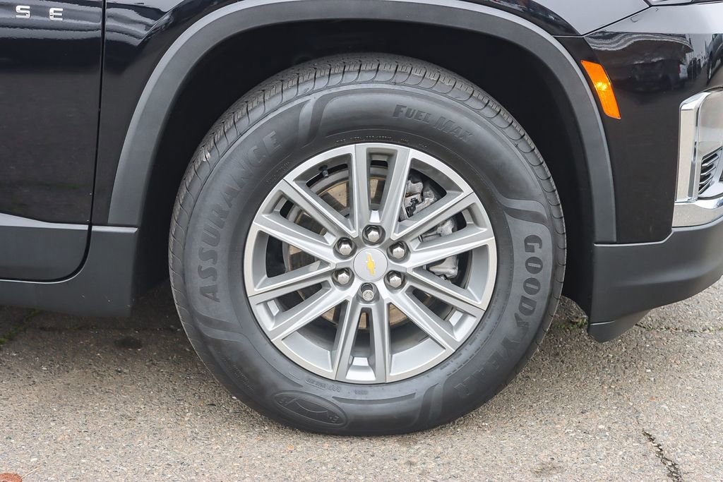 Used 2022 Chevrolet Traverse LT image 17