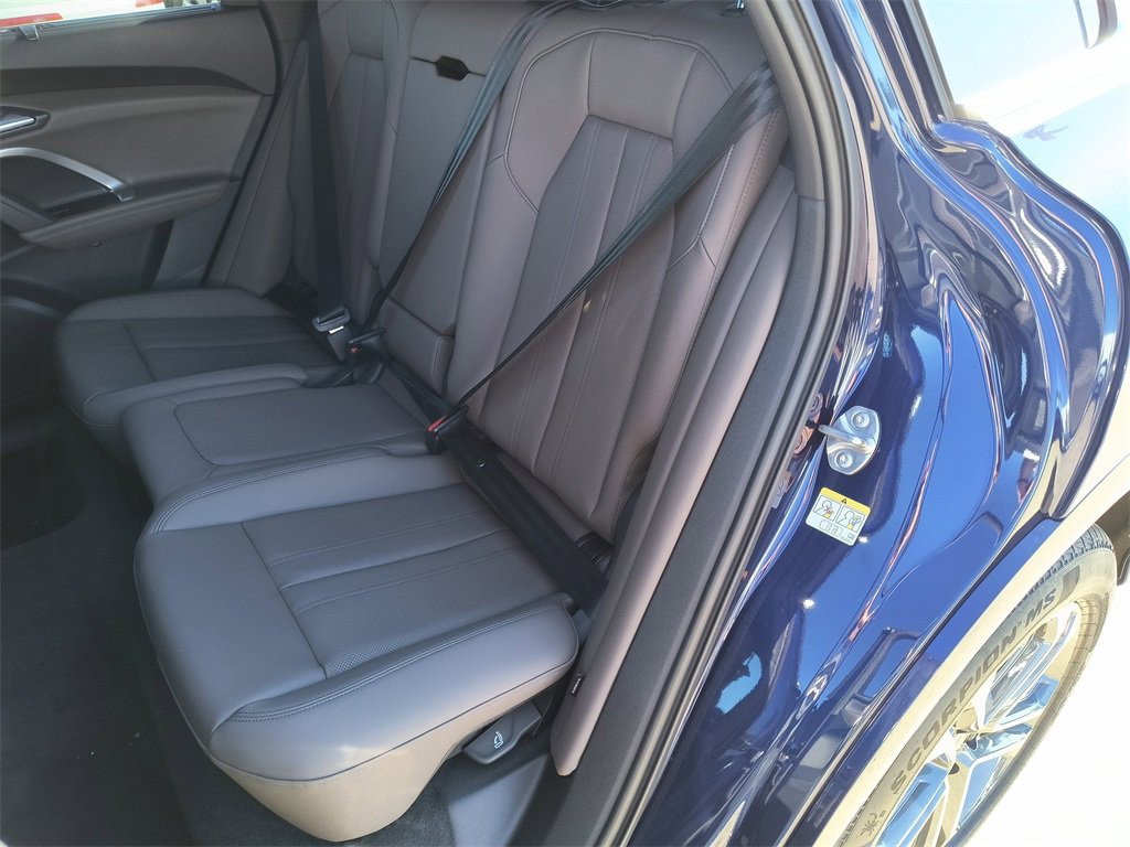 New 2025 Audi Q5 Premium Plus image 15