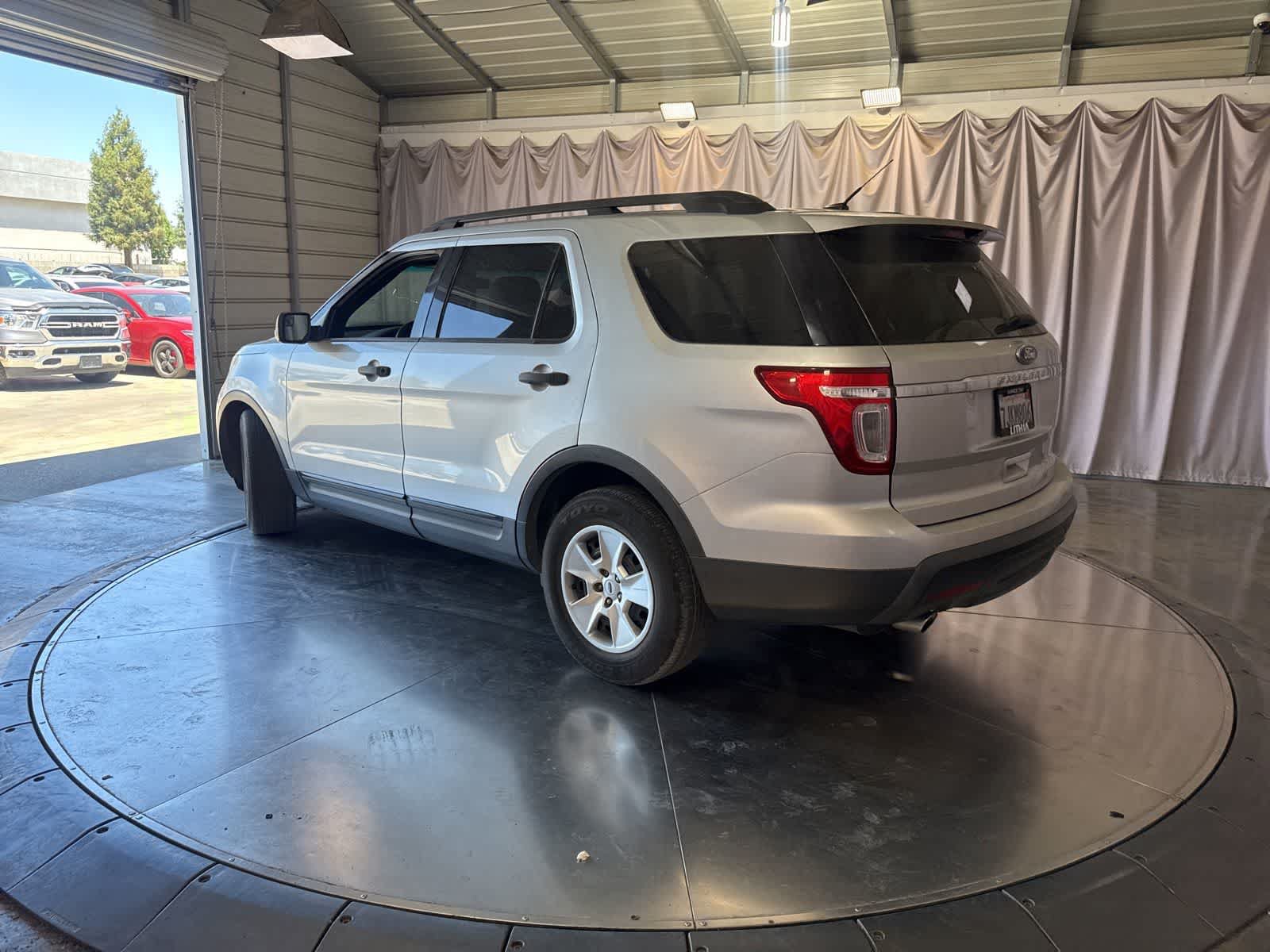 Used 2012 Ford Explorer FWD image 7
