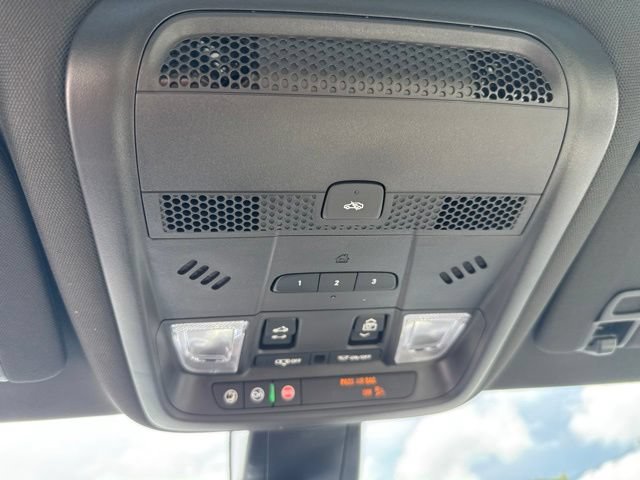 Used 2025 Cadillac XT6 Sport w/ LPO, Floor Liner Package AWD/4WD image 36