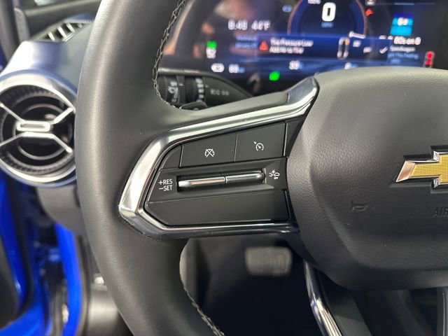 Used 2025 Chevrolet Equinox EV LT w/ Convenience Package image 15