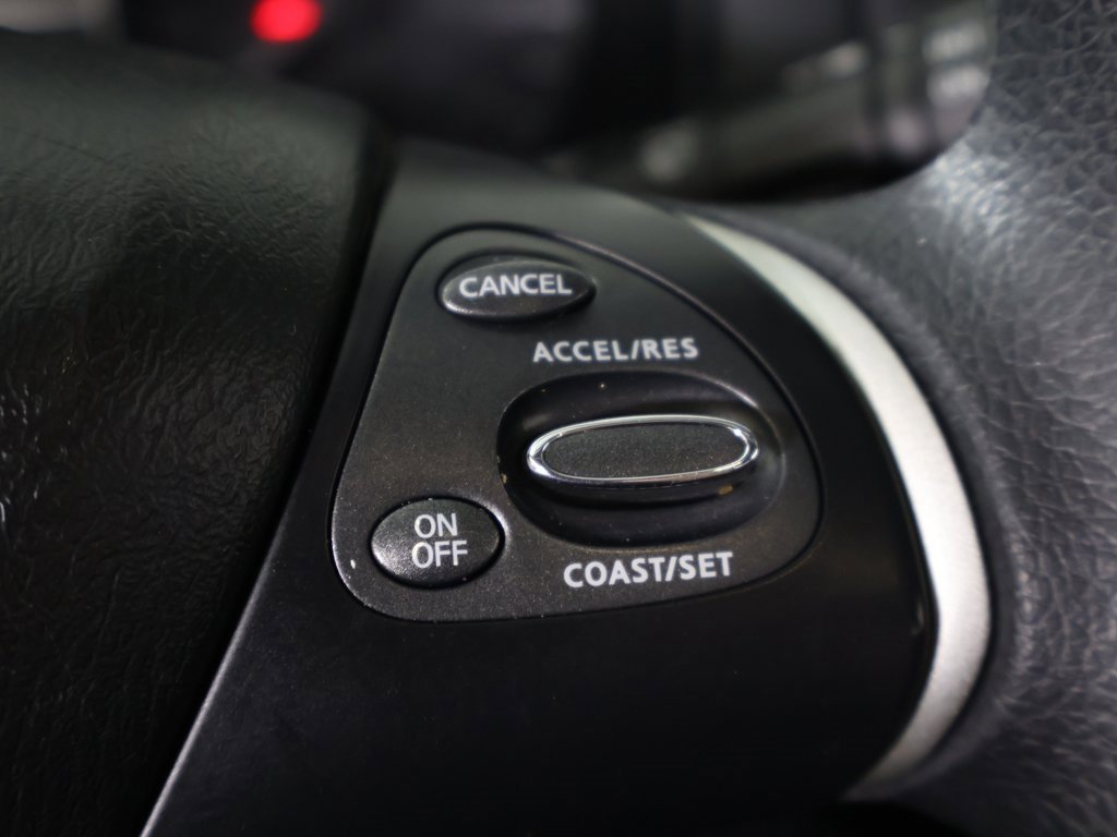 Used 2020 Nissan Pathfinder S image 37