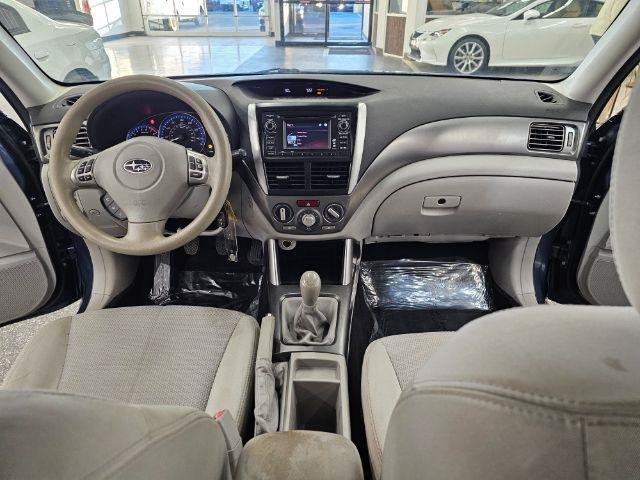 Used 2013 Subaru Forester 2.5X Premium w/ Popular Pkg 1 AWD/4WD image 9