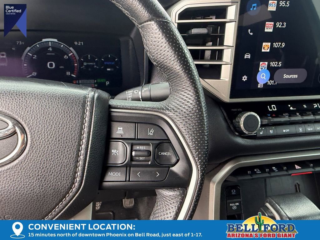 Used 2025 Toyota Tundra Limited AWD/4WD image 31