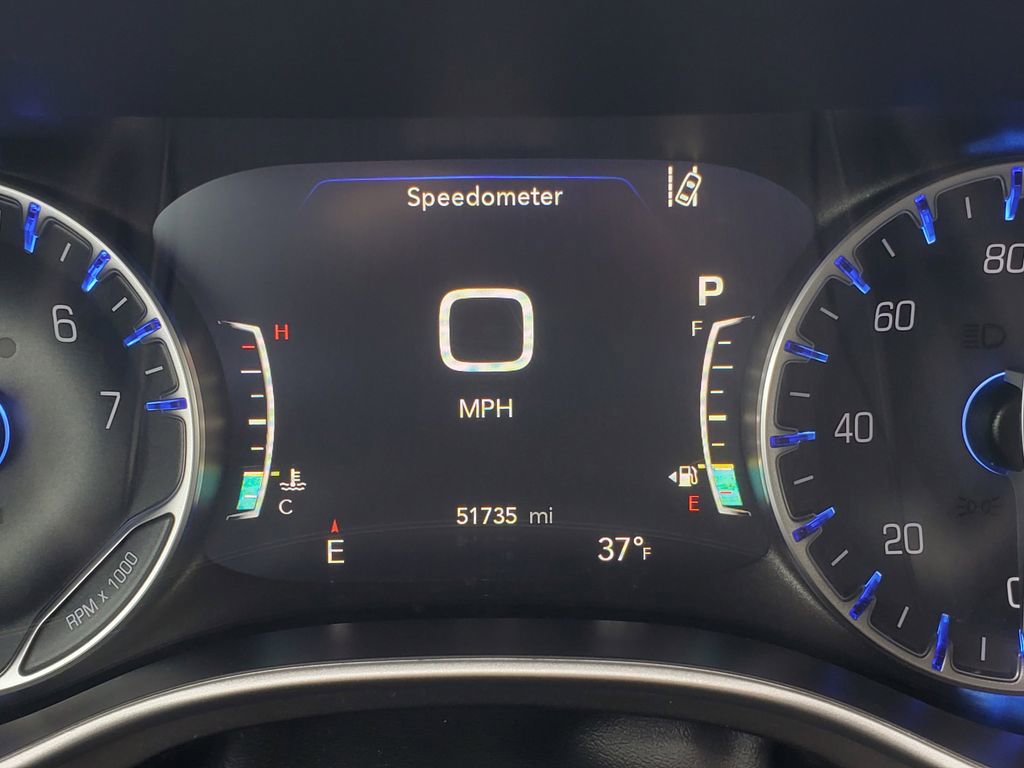 Used 2024 Chrysler Pacifica Touring-L image 21