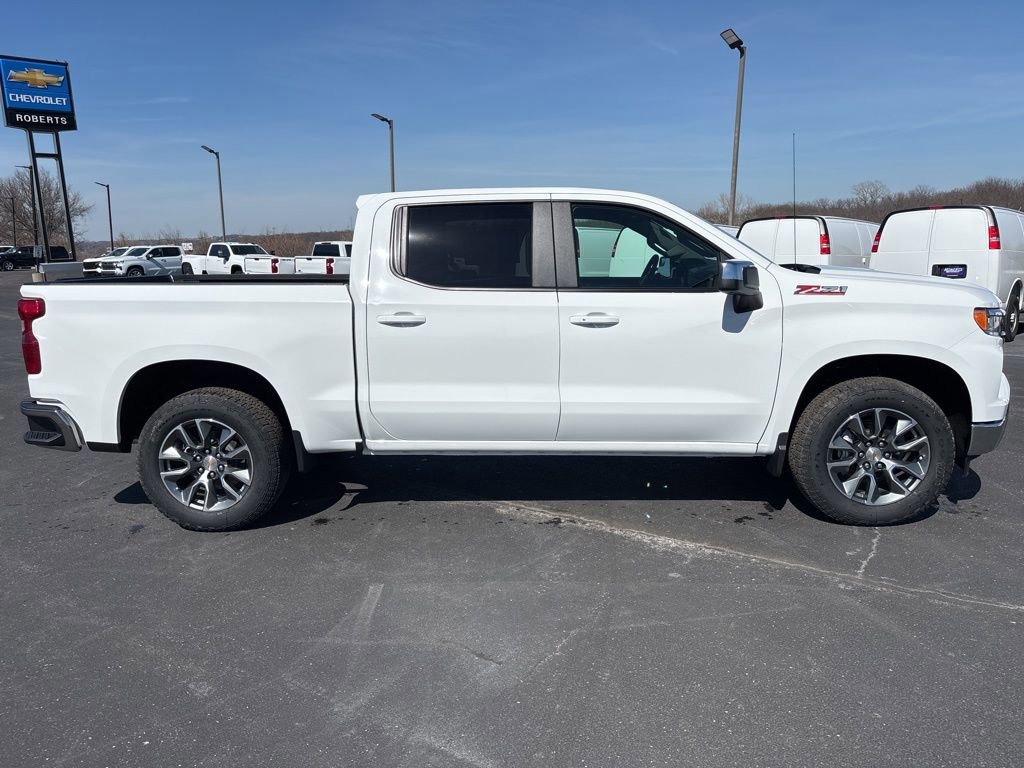 New 2026 Chevrolet Silverado 1500 LT image 2