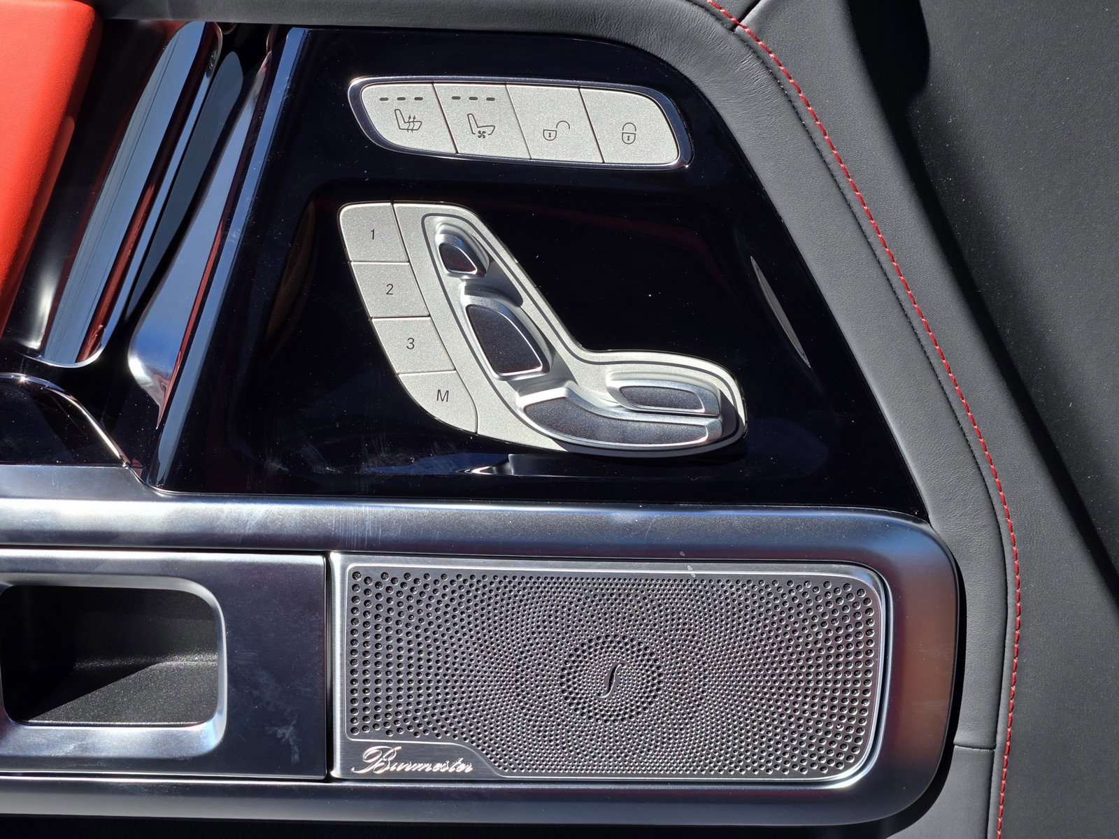 Used 2025 Mercedes-Benz G 63 AMG 4MATIC image 16